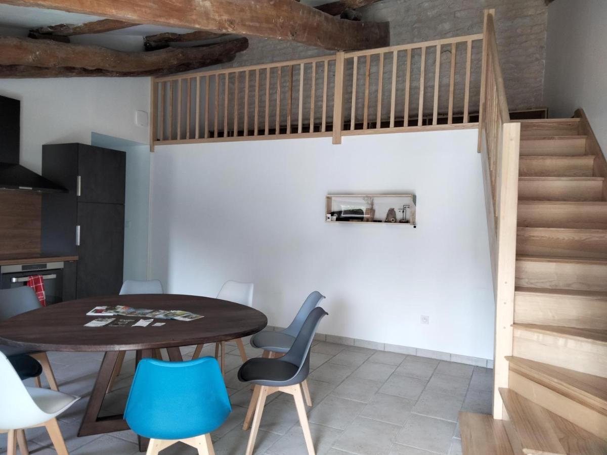 Le Gite De Malecot Gite Familial De 5 Personnes Coulon Exterior foto